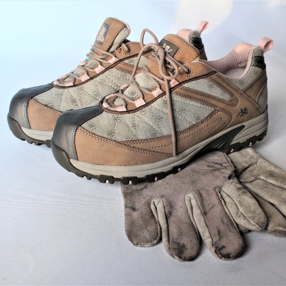 Moxie Trades Shoes - Fierce Ladies Steel Toed Moxie Work Shoes